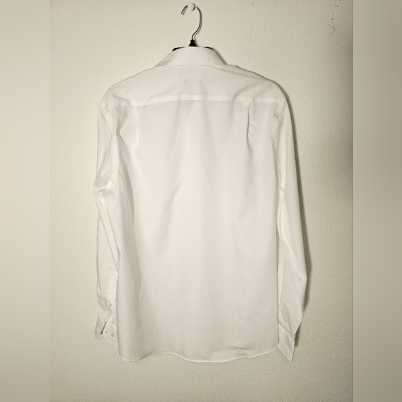 Tommy Hilfiger Men's Classic White Regular Fit  Shirt Size 15 1/2 34/35 - Picture 4 of 7